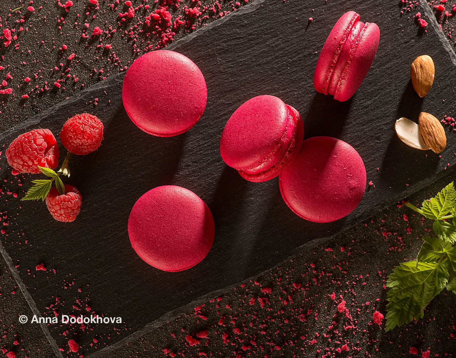 Фотосъёмка макарон кондитерской Jon Macaron. Фуд-фотограф, фуд-стилист Анна Додохова